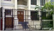 Rumah dijual di Raffles Hills, Jakarta Timur